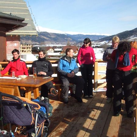 Sportbauernhof - Gasthaus Hochalmblick Krems in Kaernten Exterior foto