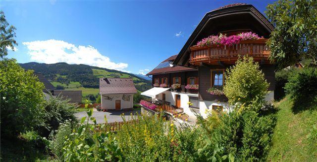 Sportbauernhof - Gasthaus Hochalmblick Krems in Kaernten Exterior foto