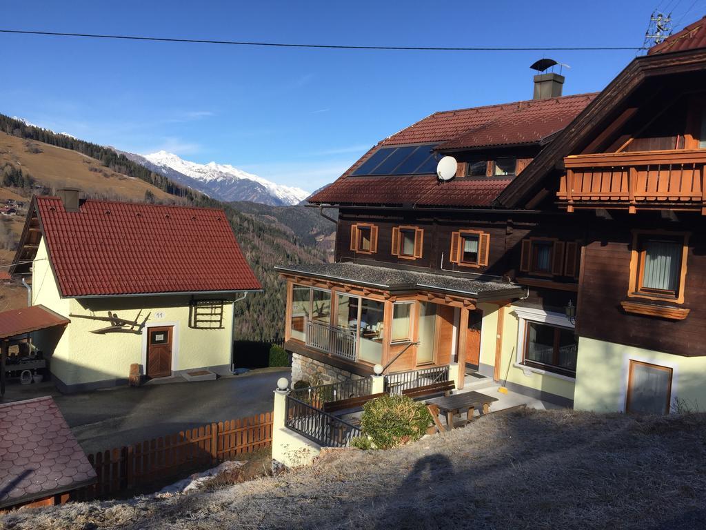 Sportbauernhof - Gasthaus Hochalmblick Krems in Kaernten Exterior foto